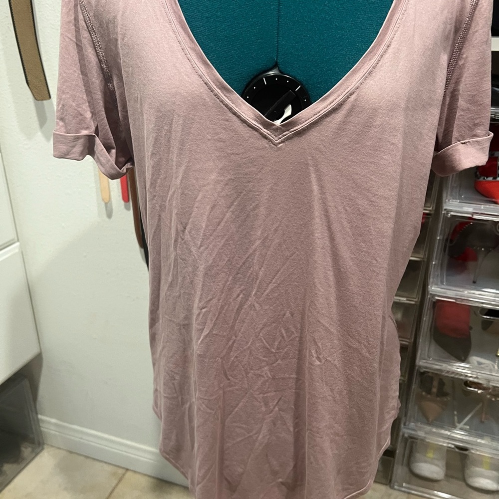 Lululemon WomenV-Neck Top